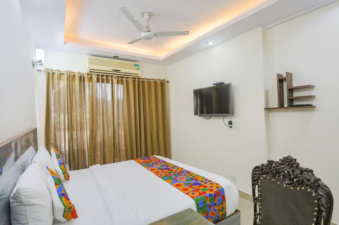 Hotel Fabexpress Jpm Harshdeep Nowe Delhi Zewnętrze zdjęcie