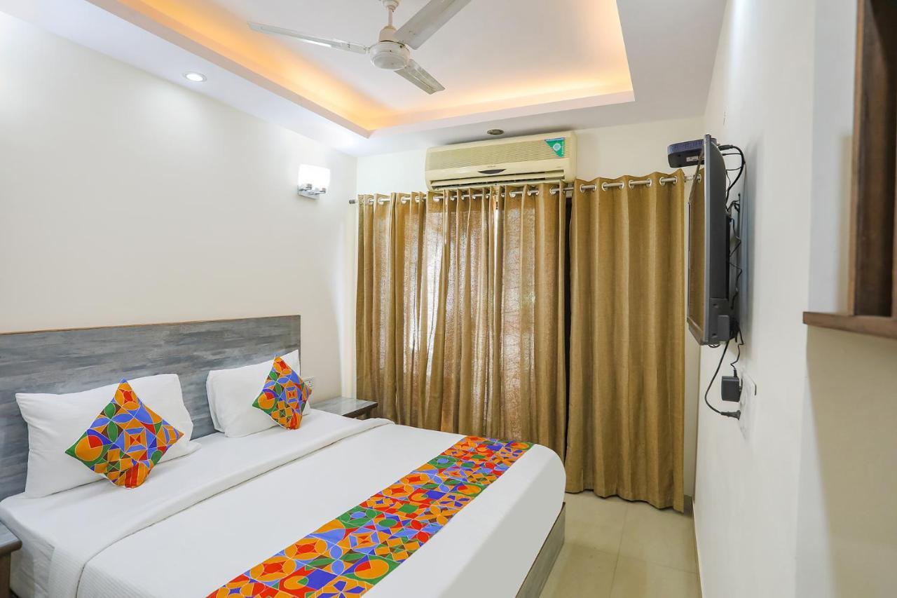 Hotel Fabexpress Jpm Harshdeep Nowe Delhi Zewnętrze zdjęcie